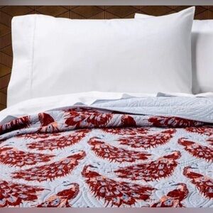 NEW Opalhouse Red and White Feather Quilt